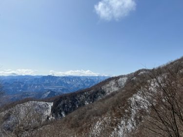 古峠道で巡る周回コース【赤久縄山(1523m)】